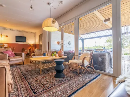 Ferienhaus mit überdachter Terrasse