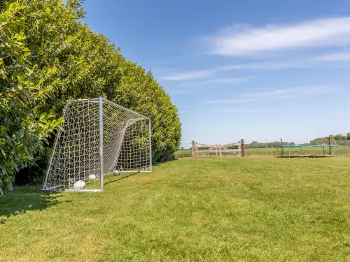 Einzigartige Unterkunft im Achterhoek mit Sportfeld