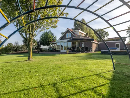 Komfortable Familienunterkunft mit Sauna auf der Veluwe