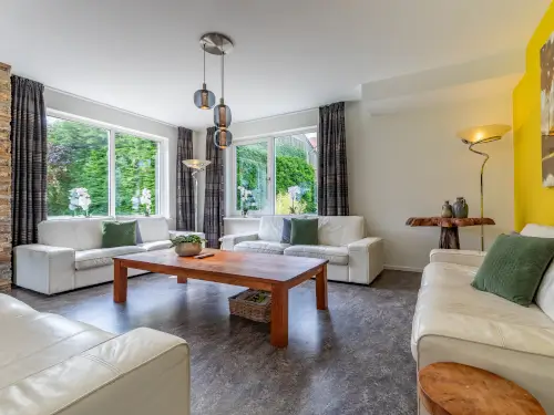 Ferienhaus mit sonnigem Garten und privaten Zimmern