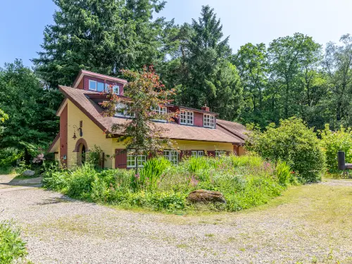 Freistehendes Ferienhaus mit Terrasse, Wald, Heide und Wasser