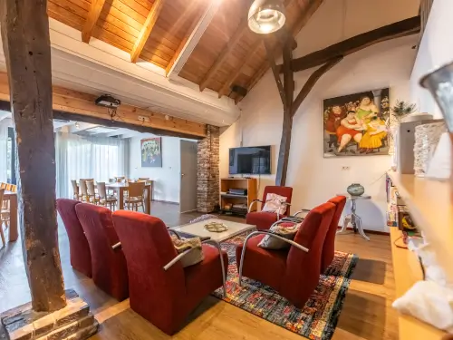 Luxus-Familienhaus in einem umgebauten Bauernhaus