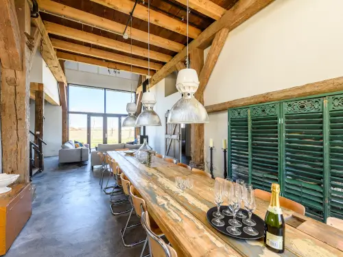 Luxus Ferienhaus in der Nähe von Sonne, Meer und Strand