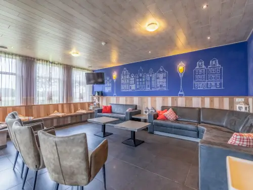 Ferienunterkunft mit Spielwald, Lagerfeuer und überdachter Terrasse