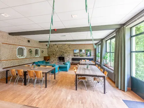 Gruppenunterkunft mit Aufenthaltsraum inmitten des Montferlandes