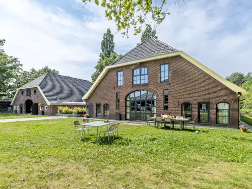 Bauernhaus + Wohnung auf Anwesen im Naturschutzgebiet