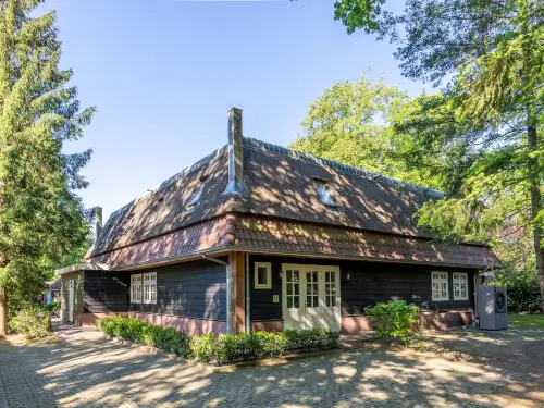 Familienhaus mit Spielkeller auf der Veluwe